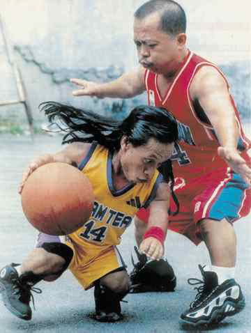 HEY!&nbsp; YOUR SHOE IS UNTIED!!&nbsp;&nbsp; "Shut up, little man!" 