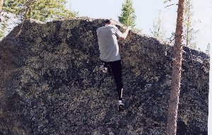 Boulderongelmia Suonukkarakan North Facella
