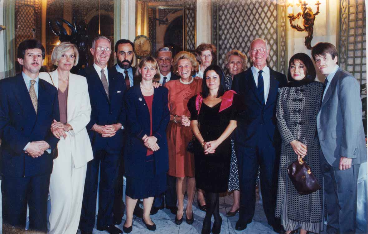familia.jpg (89590 bytes)