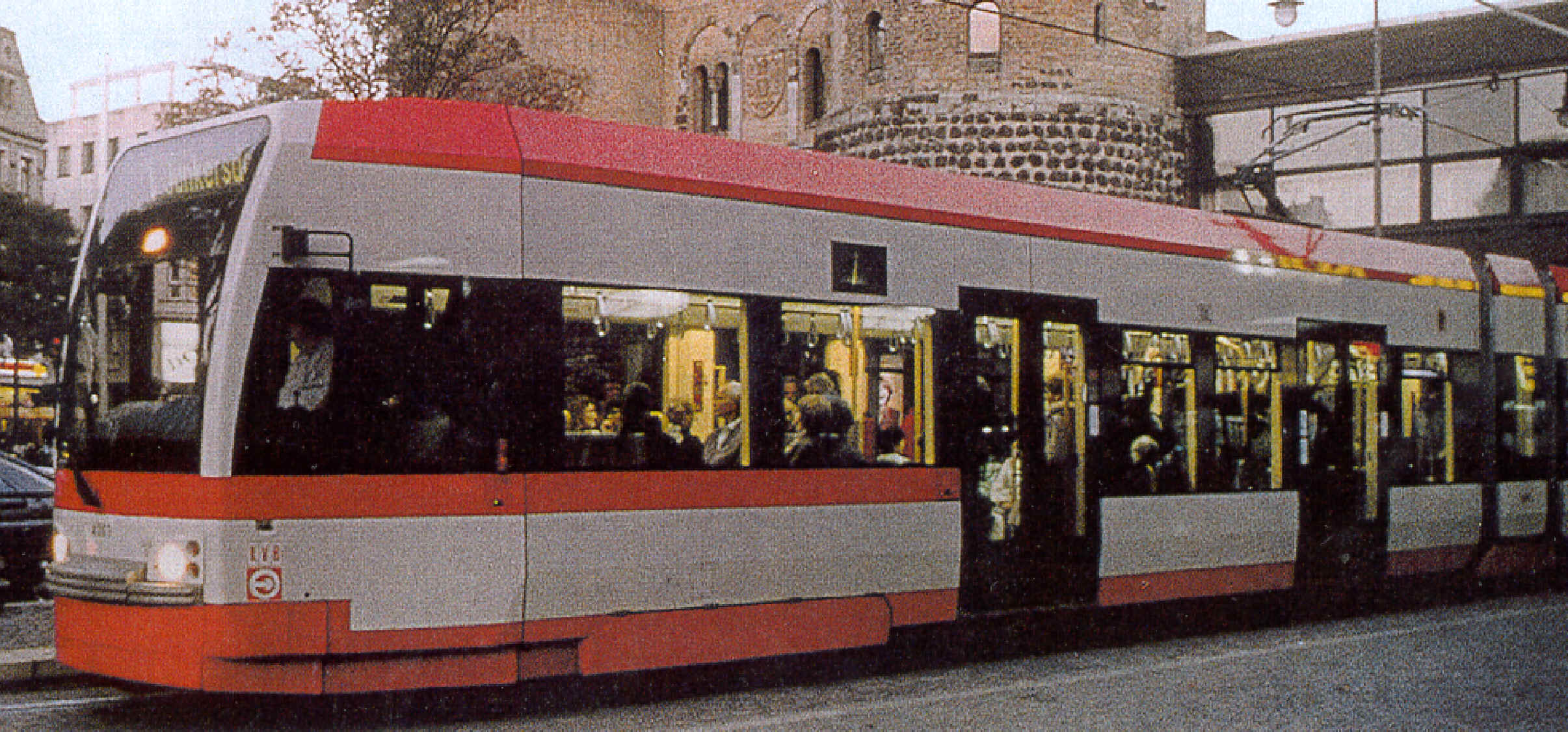 Light Rail for KVB K�ln/Germany, produced by Bombardier/CANADA with electrical Traction of KIEPE ELEKTRIK GMBH, D�sseldorf/GERMANY
