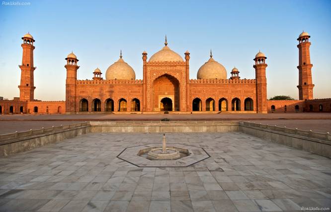 badshahi-mosque-lahore-wallpaper.jpg