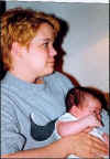 blondemom.jpg (23600 bytes)