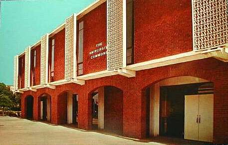 usmCommons.jpg - 31kb