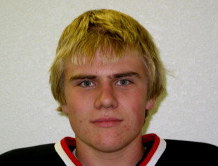 Dustin Holt