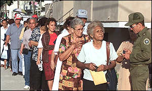 _702577_elian7300.jpe (16840 bytes)
