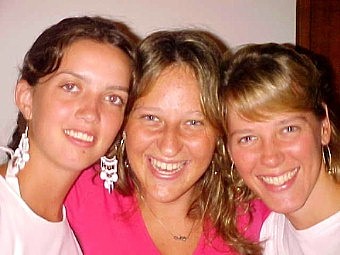 Clara, Camila & Carolina