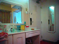 hotel mirror