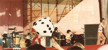 TUMBLING DICE.jpg (10164 bytes)