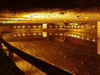  Podzemn� soln� jezero