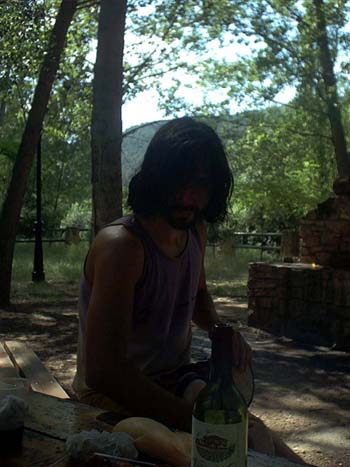 Aug03_03.jpg (36085 bytes)