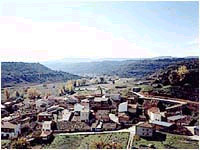 henche.JPG (18142 bytes)