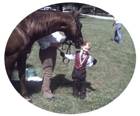While Chey gets a kiss from Duke... click here to see her SlideShow