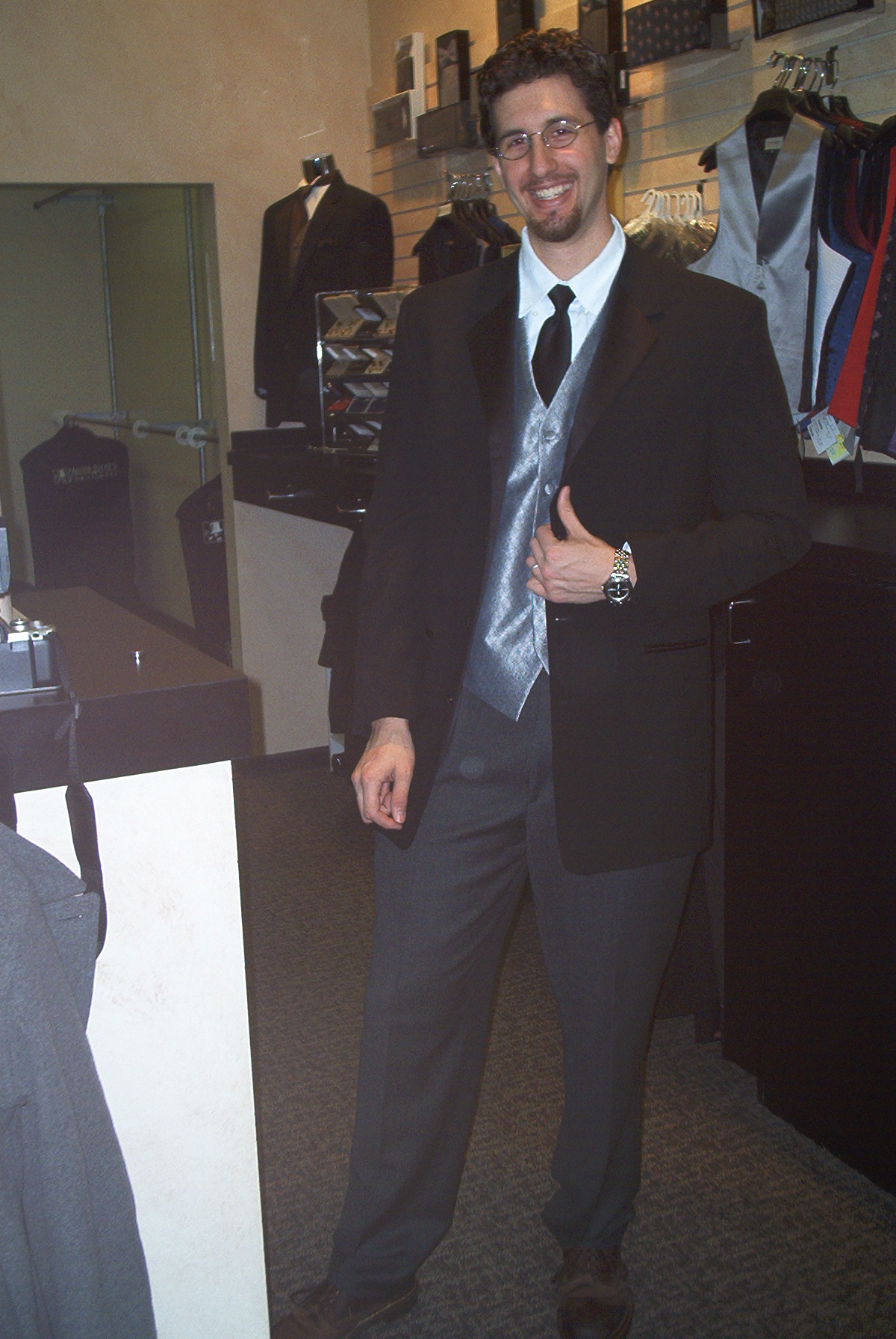 Ryan looking good in the Penguin Suit!