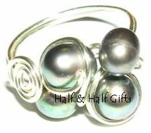 Our Hawaiian Night Cumulous Set made with Freshwater Pearls is the perfect elegant gift for yourself or a close friend!