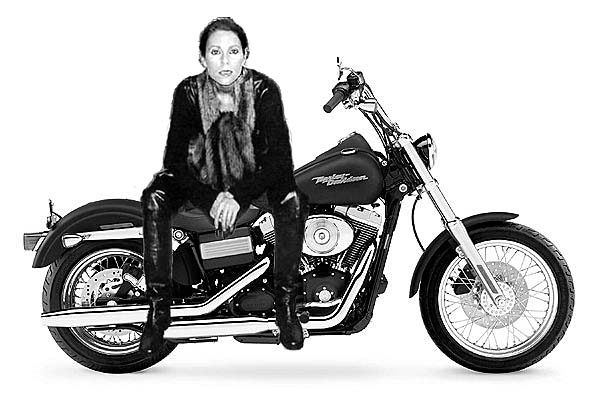 Fast & Gorgeous � - Women on Heels, Women on Wheels