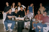 Em p�: Raphaela, Nicole, Carol, Aline e Juliana - Sentados: Jan,Thiago, Jayme, Dirk, Bruno e Danilo