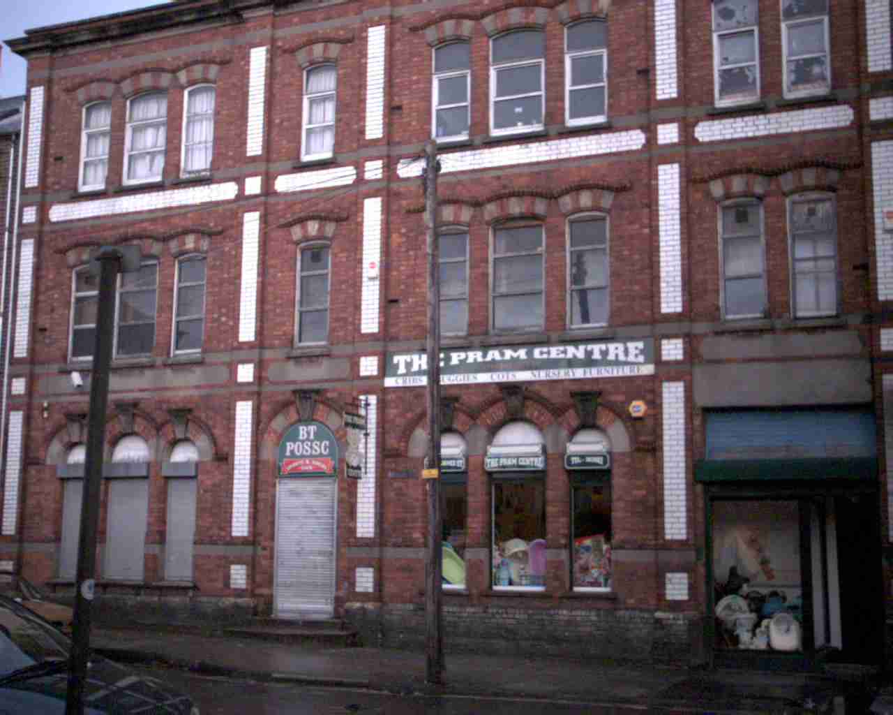 This is a photograph of the former shirt factory of Lloyd, Attree & Smith.