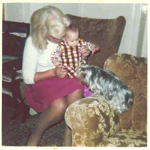 Suse mit Tante Addi und Queenie