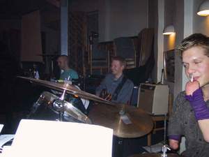 Det ganske lille band i en sj�lden pause