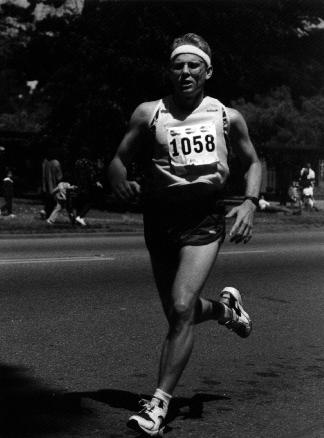 Erik C.B. Olsen, running the San Francisco Marathon