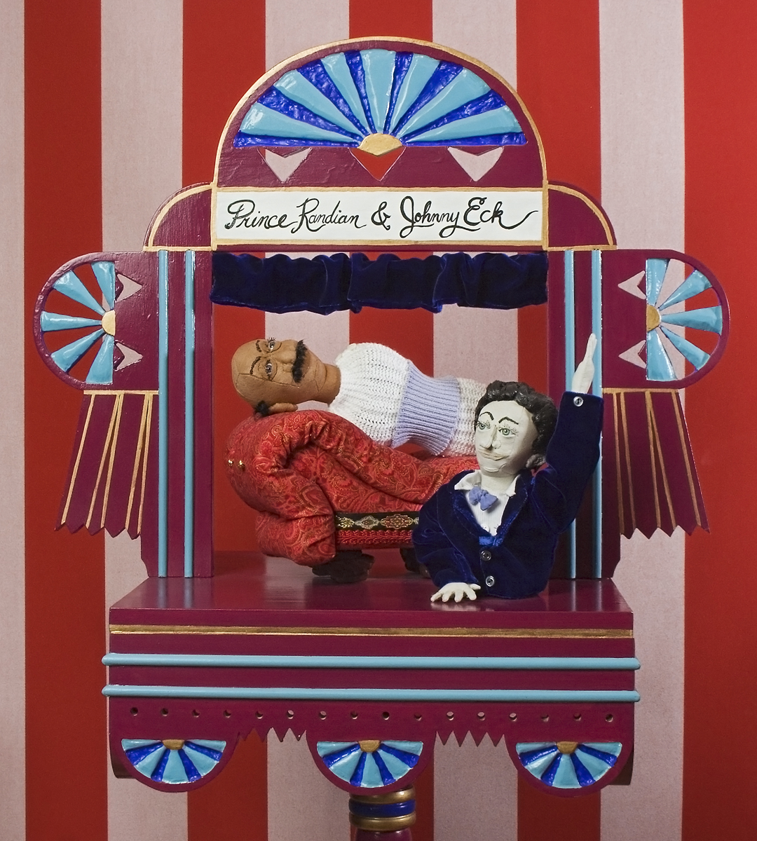 Close-up of Eck and Randian