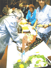Finally we can to EAT, after waiting for the Judges, seeing all good stuff! MMM!