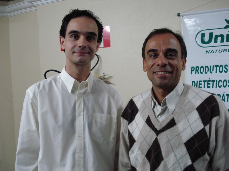 VII Simp&oacute;sio M&eacute;dico Acad&ecirc;mico de Homeopatia da Unicamp: Ruy Madsen e Ariovaldo Ribeiro.