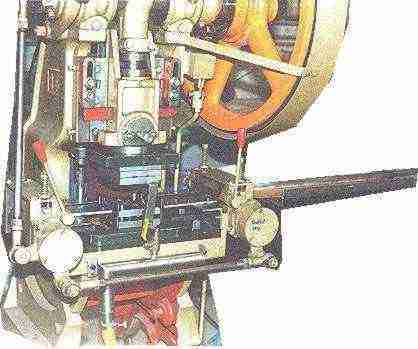washer.jpg (23240 bytes)