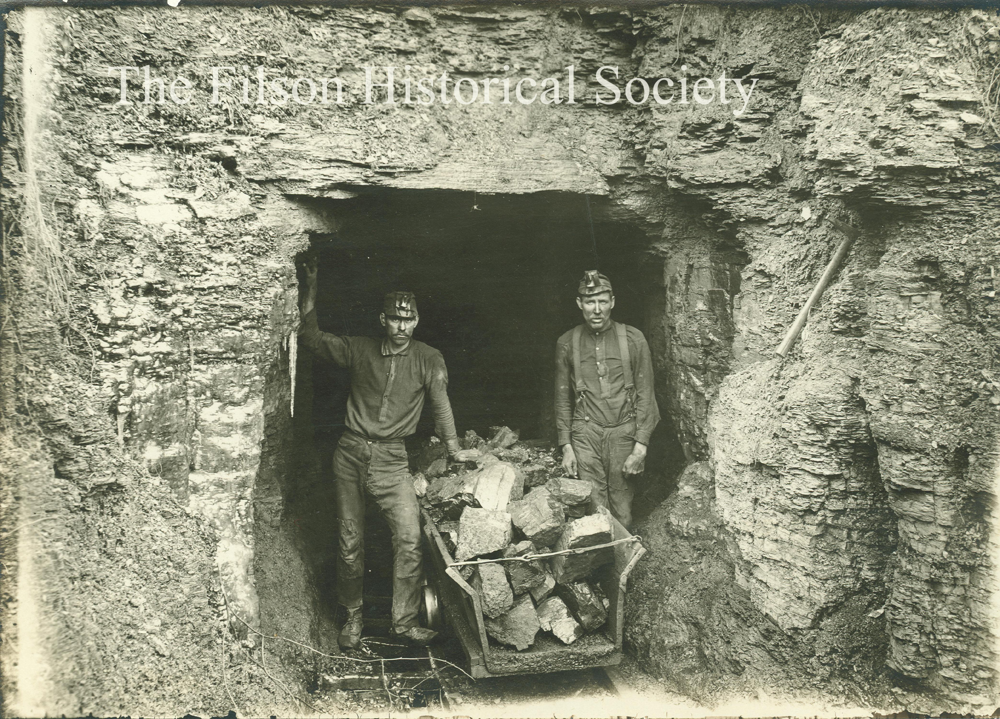 /Mining-7_for_Domestic_Ore_Muddy_Branch_Johnson_Co_KY.JPG