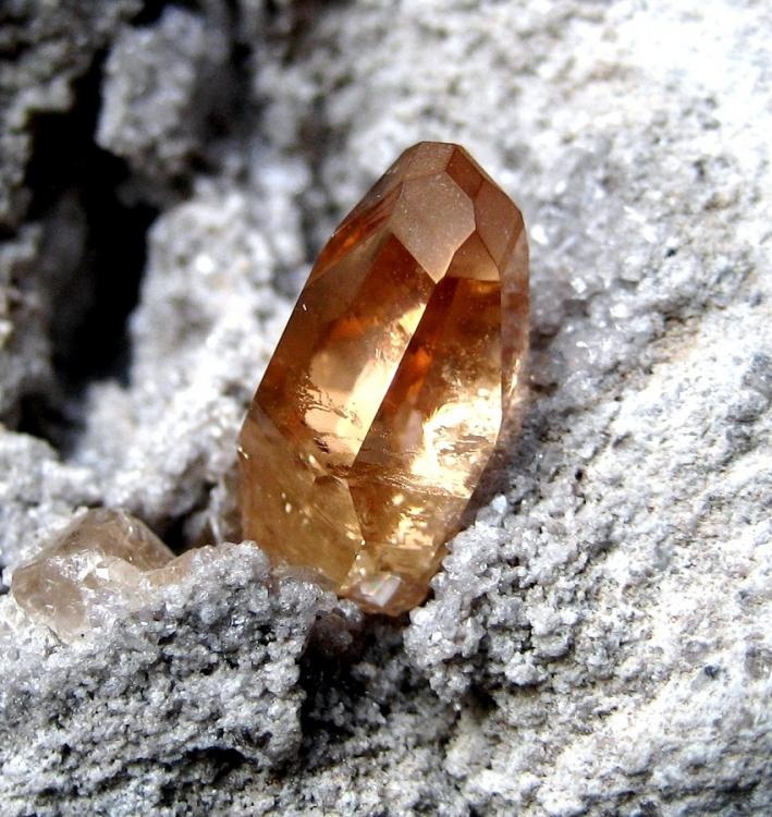 TOPAZ TOPAZ