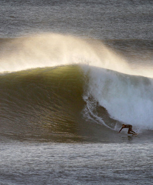 http://www.geocities.ws/hopart/PHOTO/wave/christianisland.jpg