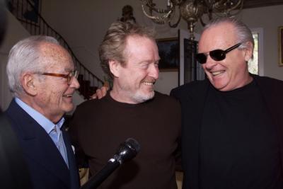 BEVERLY HILLS, CALIFORNIA - Actor Anthony Hopkins (R) poses with film producer Dino DeLaurentiis (L) and director Ridley Scott, prior to a luncheon honoring Italian Academy Award nominees at DeLaurentiis' mansion in Beverly Hills, March 24. Hopkins is starring in the upcoming film 'Hannibal,' which DeLaurentiis is producing and Scott is directing. The Academy Awards will be presented March 26 in Los Angeles. Photo by Rose Prouser (Reuters)