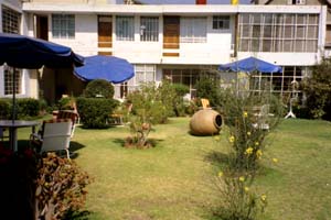 Fotograf&iacute;as de los jardines de hostal