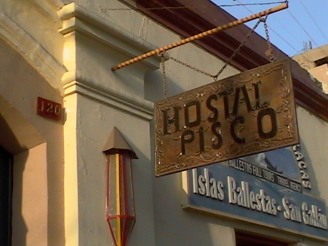 Hotel Pisco Main Door