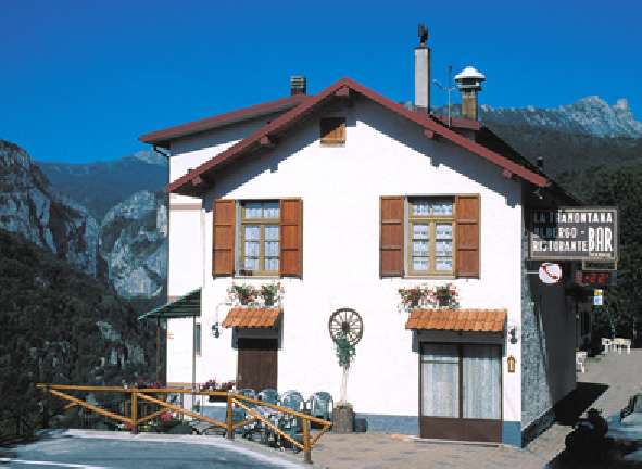Clicca per visitare gli interni...