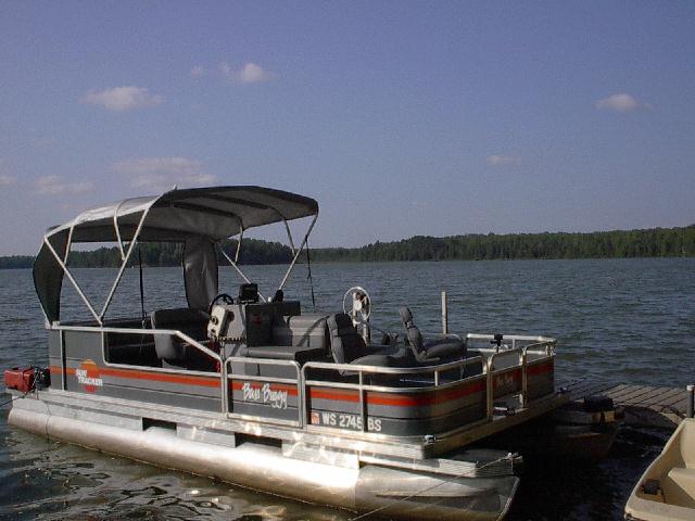 Mike's Lake House - Pontoon