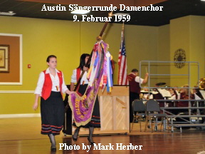 Austin S�ngerrunde Damenchor
9. Februar 1959











Photo by Mark Herber