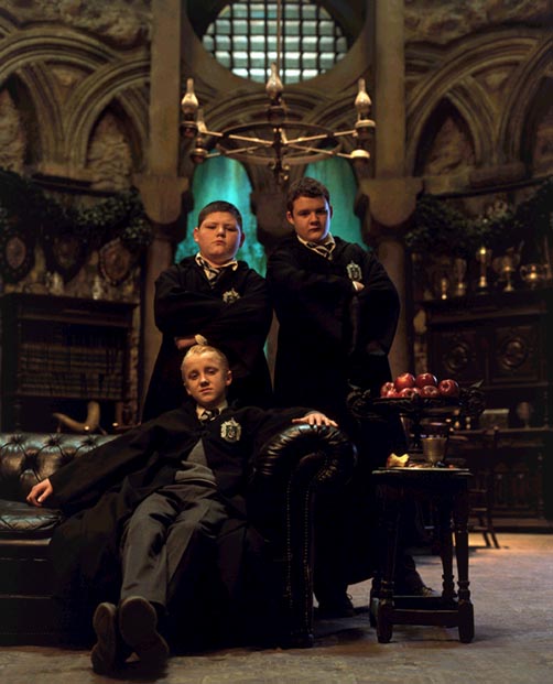 Look familiar? I loved this pic so much, I just had to use the Common Room elements for this site. Sweeeet.