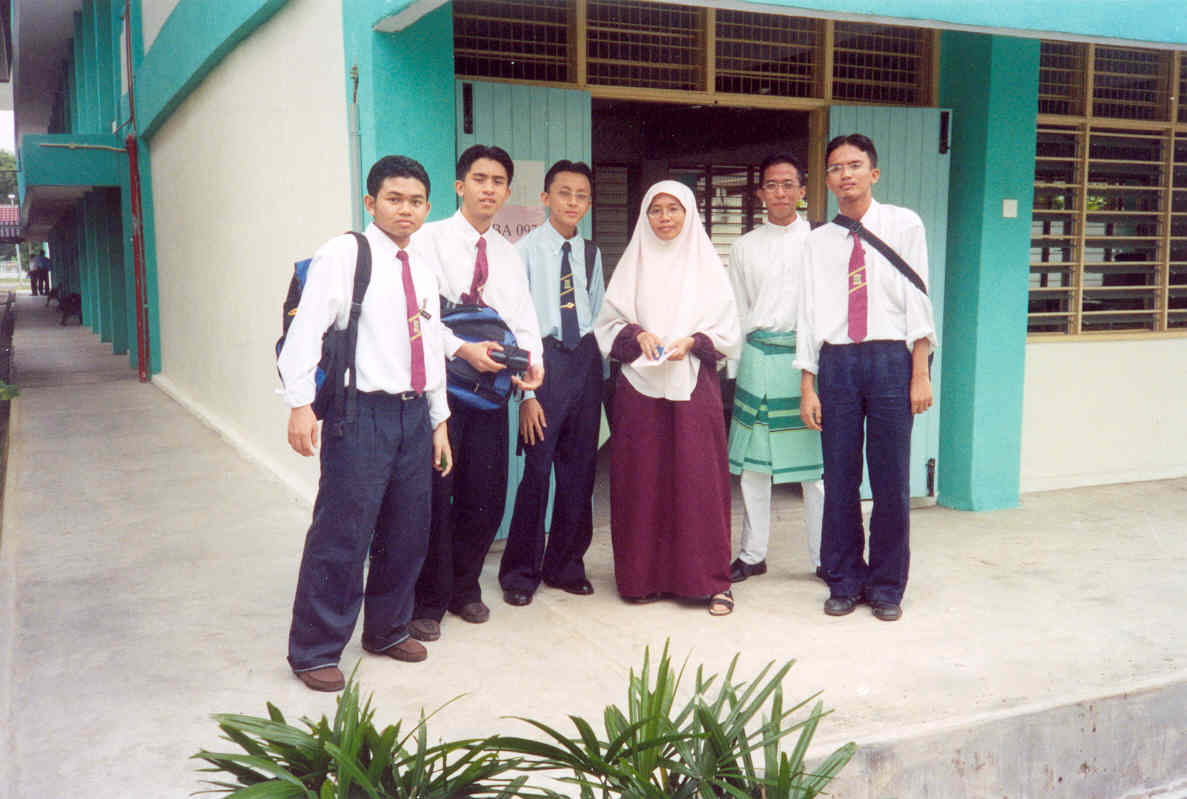 Kolej Islam Sultan Alam Shah - dino-syukl