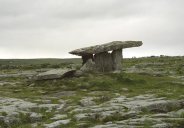 Dolmen Poulnabrone EIR-46 / hunebed Poulnabrone EIR-46 / dolm�n Poulnabrone EIR-46