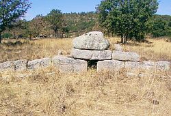 Dolmen de Bidistili-o-Durane chez Fonni / Hunebed van Bidistili-o-Durane bij Fonni / Gro�steingrab von Bidistili-o-Durane bei Fonni / Dolm�n de Bidistili-o-Durane cerca de Fonni