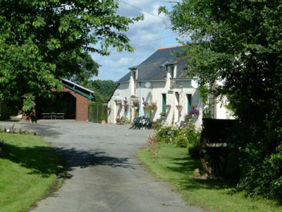 Front view of the Lodge