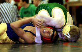 Huntington High's 103lb Freshman Zach Fraley