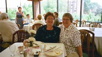 87.jpg (40779 bytes)