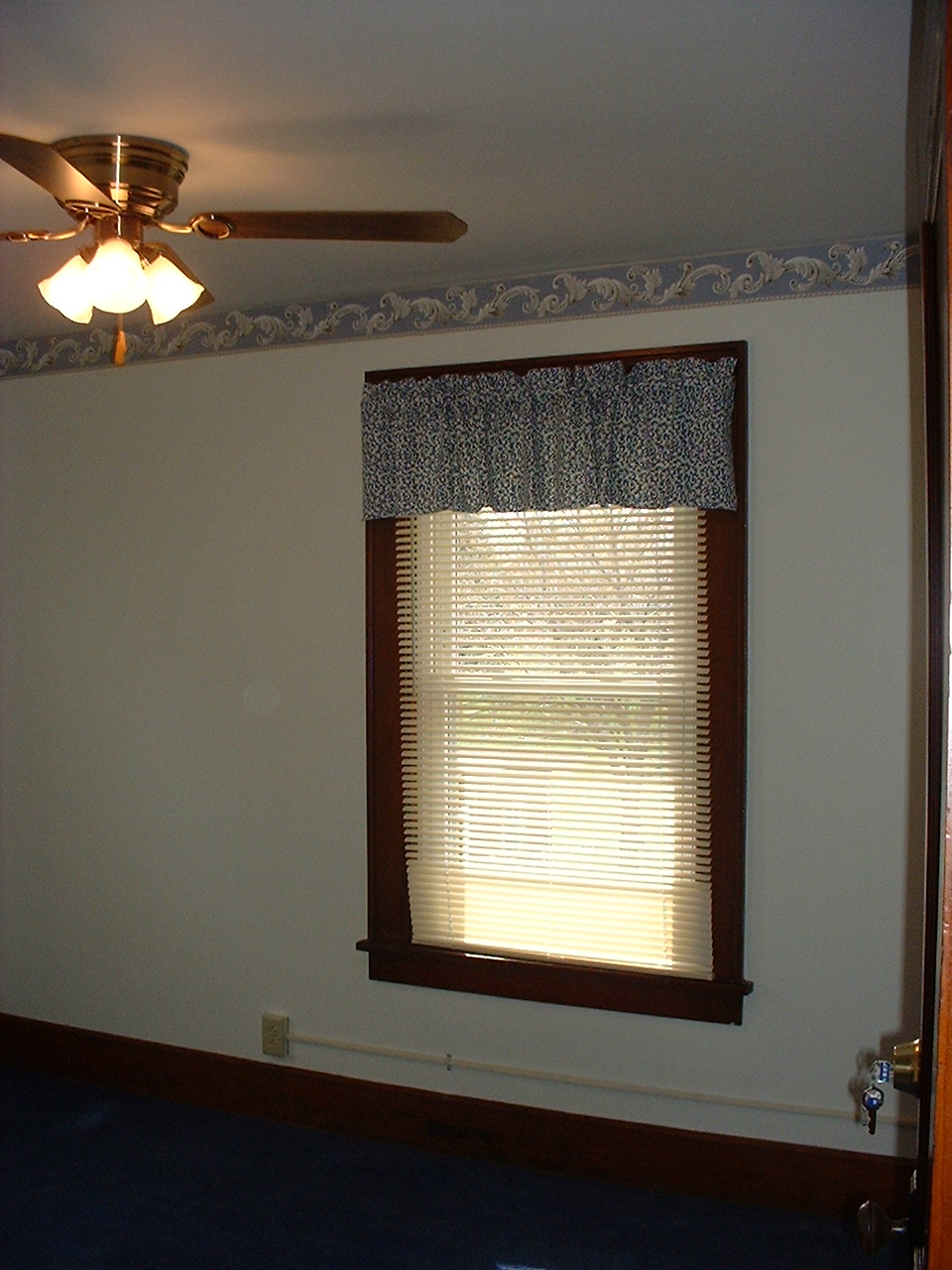 click here to see more pictures of bedroom #3