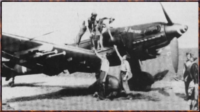 Picture taken from the TOP GUN magazine