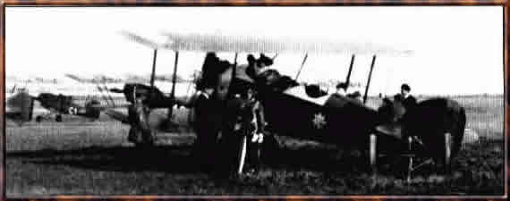 Picture taken from the TOP GUN magazine