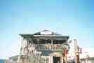 cheeseburger in paradise restaurant !