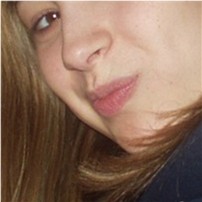 .lauren gives a smootch...smooch...how do you spell that...