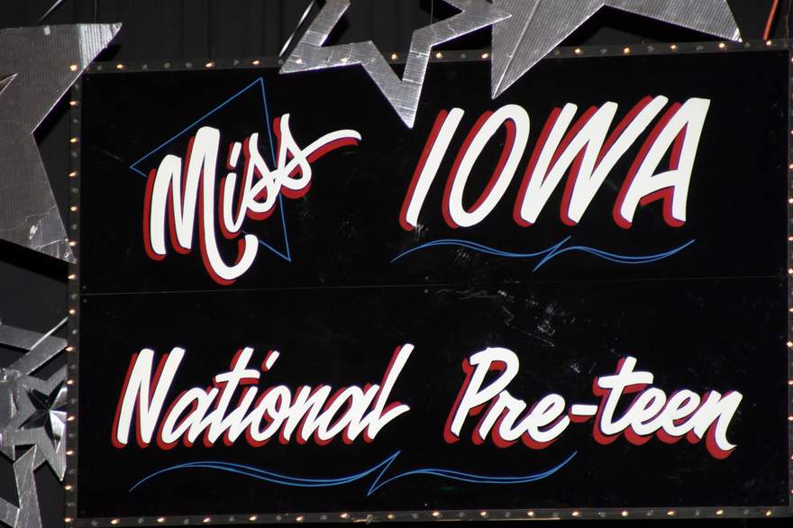 Iowa=Logo